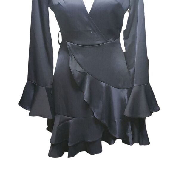 Selfie Leslie Khandi Long Sleeve Ruffle Wrap Dress XSMALL - Picture 4 of 15